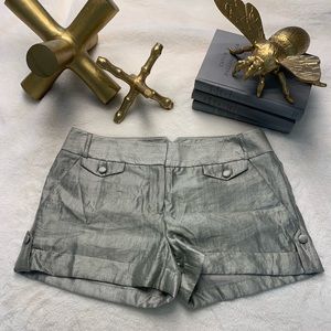 Express silver dress shorts 🔥 size 4